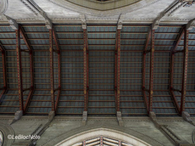 Plafon d'une église